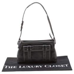 مملوكة مسبقًا Givenchy Black Leather Pocket Shoulder Bag