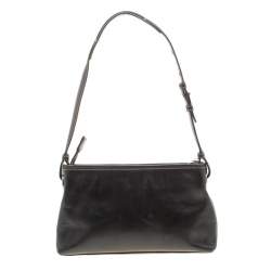 مملوكة مسبقًا Givenchy Black Leather Pocket Shoulder Bag