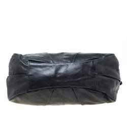 مملوكة مسبقًا حقيبة جيفنشي جلد سوداء