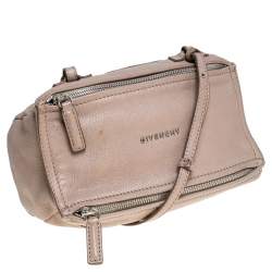 مملوكة مسبقًا حقيبة كروس جيفنشي "باندورا شوجر" ميني جلد بيج 