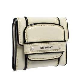 Pre Owned Givenchy White Patent Leather Compact  Wallet