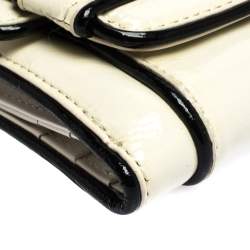 Pre Owned Givenchy White Patent Leather Compact  Wallet