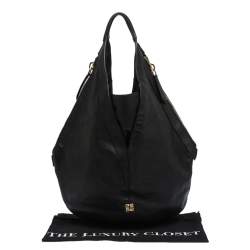 Pre Owned حقيبة جيفنشي تيهان جلد سوداء