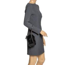 مملوكة مسبقًا Givenchy Black Leather Pandora Wristlet Clutch