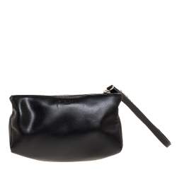 مملوكة مسبقًا Givenchy Black Leather Pandora Wristlet Clutch
