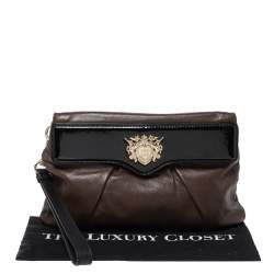 مملوكة مسبقًا حقيبة كلتش جيفنشي جلد بني/أسود بحمالة معصم