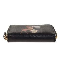 مملوكة مسبقًا Givenchy Black Leather Mini Bambi Zip Around Wallet
