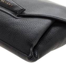 مملوكة مسبقًا Givenchy Nero Leather Antigona Envelope Clutch