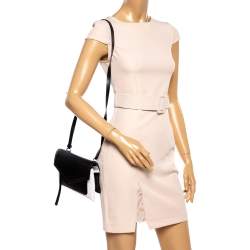 Pre Owned حقيبة كروس جيفنشي جلد أبيض و أسود