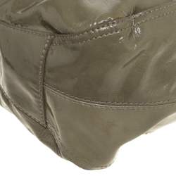 مملوكة مسبقًا Givenchy Beige Patent Leather Shoulder Bag