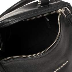 مملوكة مسبقًا Givenchy Black Leather Pandora Messenger Bag