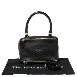 مملوكة مسبقًا Givenchy Black Leather Pandora Messenger Bag