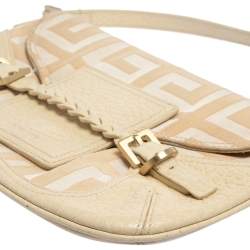 Pre Owned حقيبة جيفنشي باغويت قلاب جلد وكانفاس مونوغرامي بيج/ كريمي