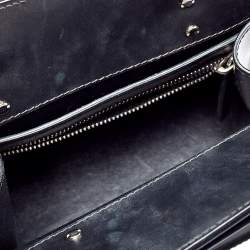 مملوكة مسبقًا Givenchy Black Leather Mini Horizon Crossbody Bag
