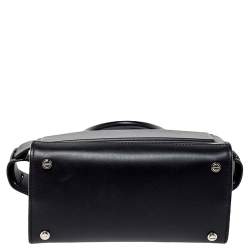 مملوكة مسبقًا Givenchy Black Leather Mini Horizon Crossbody Bag