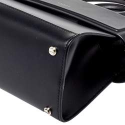 مملوكة مسبقًا Givenchy Black Leather Mini Horizon Crossbody Bag