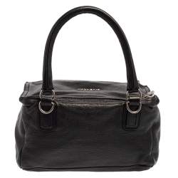 مملوكة مسبقًا Givenchy Black Leather Small Pandora Shoulder Bag