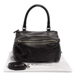 مملوكة مسبقًا Givenchy Black Leather Small Pandora Shoulder Bag