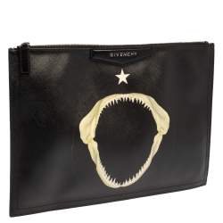 Pre Owned حقيبة كلتش جيفنشي مطبوعة جلد لامعة سوداء