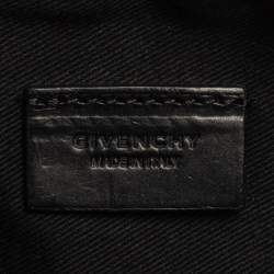 Pre Owned حقيبة كلتش جيفنشي مطبوعة جلد لامعة سوداء