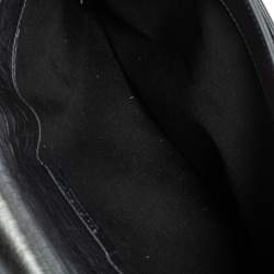 مملوكة مسبقًا حقيبة كلتش جيفنشي أنتيغونا أنفيلوب متوسطة جلد فضي ميتاليك