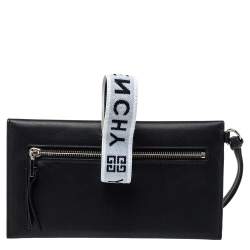 مملوكة مسبقًا حقيبة كلتش جيفنشي حمالة معصم قلاب جلد أسود