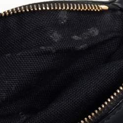 مملوكة مسبقًا Givenchy Black Rubber Pandora Wristlet Clutch