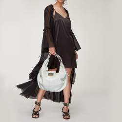 Pre Owned Givenchy Off White Patent Leather Flap Logo Hobo