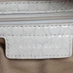 Pre Owned Givenchy Off White Patent Leather Flap Logo Hobo