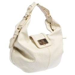 Pre Owned Givenchy Off White Patent Leather Flap Logo Hobo