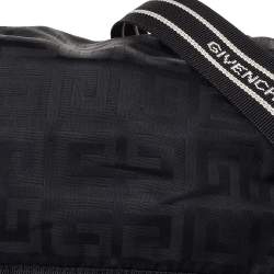 Pre Owned حقيبة كتف جيفنشي نايلون مونوغرامي سوداء بقلاب 