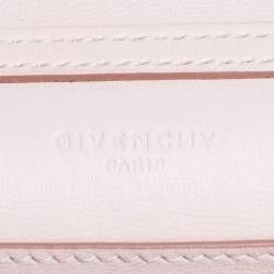 مملوكة مسبقًا محفظة بسلسلة جيفنشي GV3 جلد وردي فاتح 