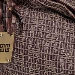 مملوكة مسبقًا حقيبة جيفنشي باغويت جلد وقماش مونوغرامي بني