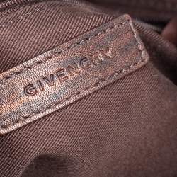 مملوكة مسبقًا حقيبة جيفنشي باغويت جلد وقماش مونوغرامي بني