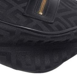 مملوكة مسبقًا حقيبة كتف جيفنشي جلد وكانفاس أسود مزينة دلاية بشراشيب