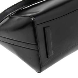 مملوكة مسبقًا حقيبة ساتشل جيفنشي انتيغونا متوسطة جلد غلودي سوداء