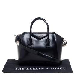 Pre Owned حقيبة ساتشل جيفنشي أنتيغونا جلد لامع أسود صغيرة