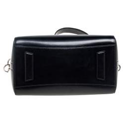 Pre Owned حقيبة ساتشل جيفنشي أنتيغونا جلد لامع أسود صغيرة