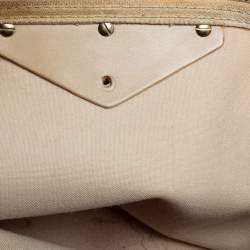 Pre Owned حقيبة كتف غيفنشي منوغرامي بيج وأبيض