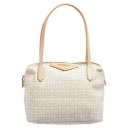 Pre Owned حقيبة كتف غيفنشي منوغرامي بيج وأبيض