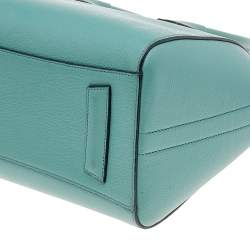 مملوكة مسبقًا Givenchy Turquoise Leather Small Antigona Satchel
