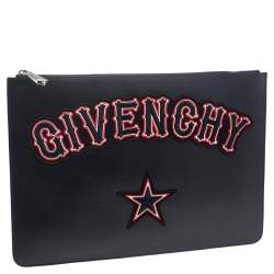 Pre Owned حقيبة صغيرة جيفنشي سحاب فلات شعار تطريز باندورا جلد جلد أسود