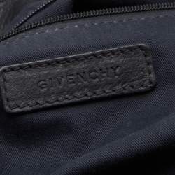 مملوكة مسبقًا حقيبة ساتشل جيفنشي جلد أسود