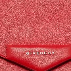 مملوكة مسبقًا Givenchy Red Leather Antigona Long Clutch