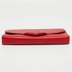 مملوكة مسبقًا Givenchy Red Leather Antigona Long Clutch