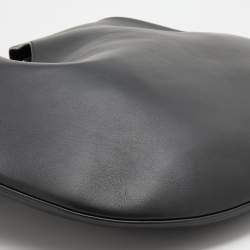 Pre Owned Givenchy Black Leather Infinity Hobo