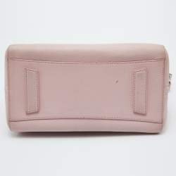 مملوكة مسبقًا Givenchy Light Pink Leather Small Antigona Satchel