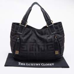 Pre Owned Givenchy Black Signature Nylon and Leather Front Zip Hobo