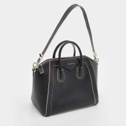 مملوكة مسبقًا Givenchy Black Leather Medium Antigona Satchel