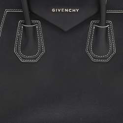 مملوكة مسبقًا Givenchy Black Leather Medium Antigona Satchel